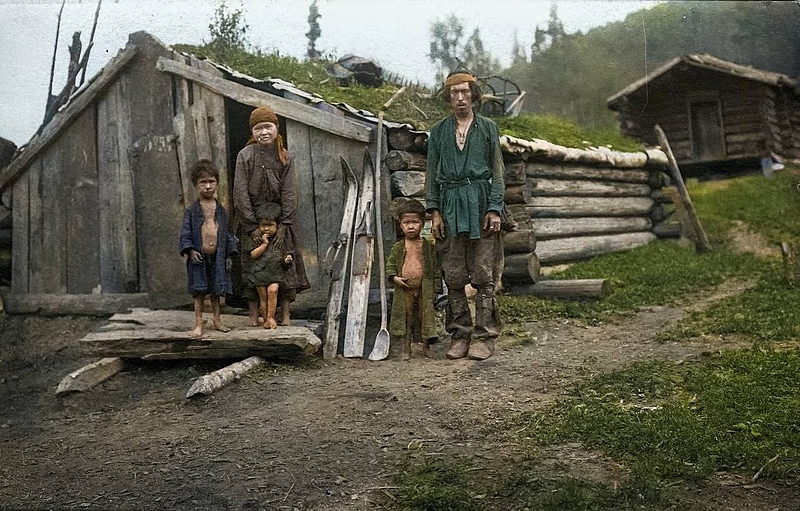 Файл:Шорская семья 1913.jpg