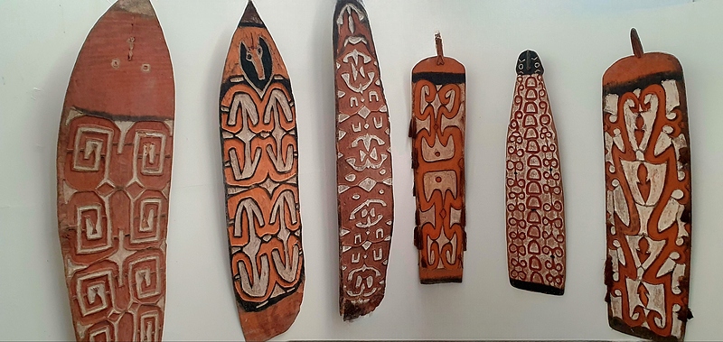 Файл:Асматские щиты.jpg